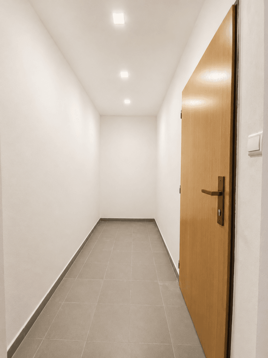 Prenájom bytu 3-izbový 80 m², Na Jarově, Praha, Praha Prenájom bytu 3-izbový 80 m², Na Jarově, Praha, Praha