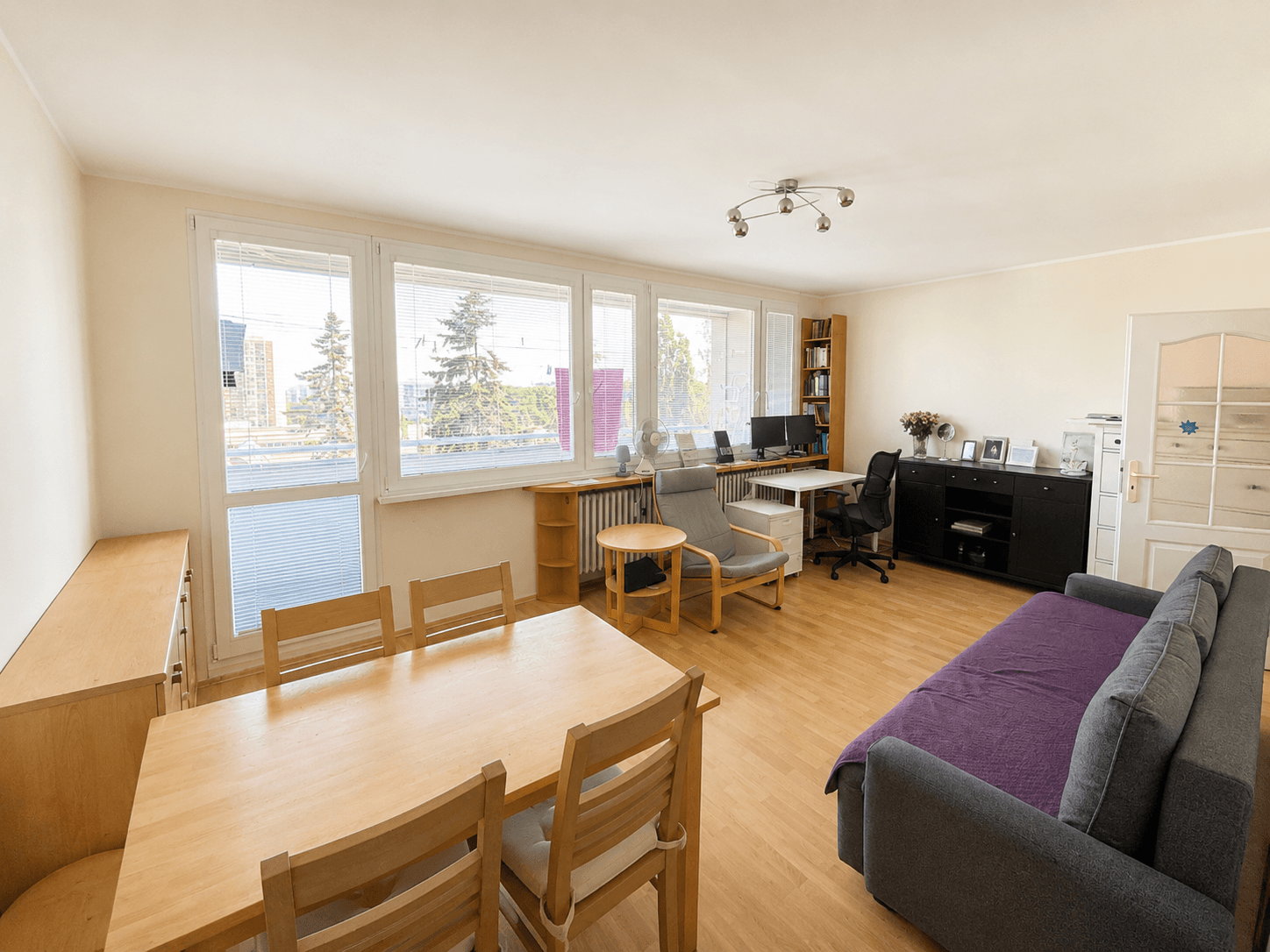 Prenájom bytu 3-izbový 80 m², Na Jarově, Praha, Praha Prenájom bytu 3-izbový 80 m², Na Jarově, Praha, Praha
