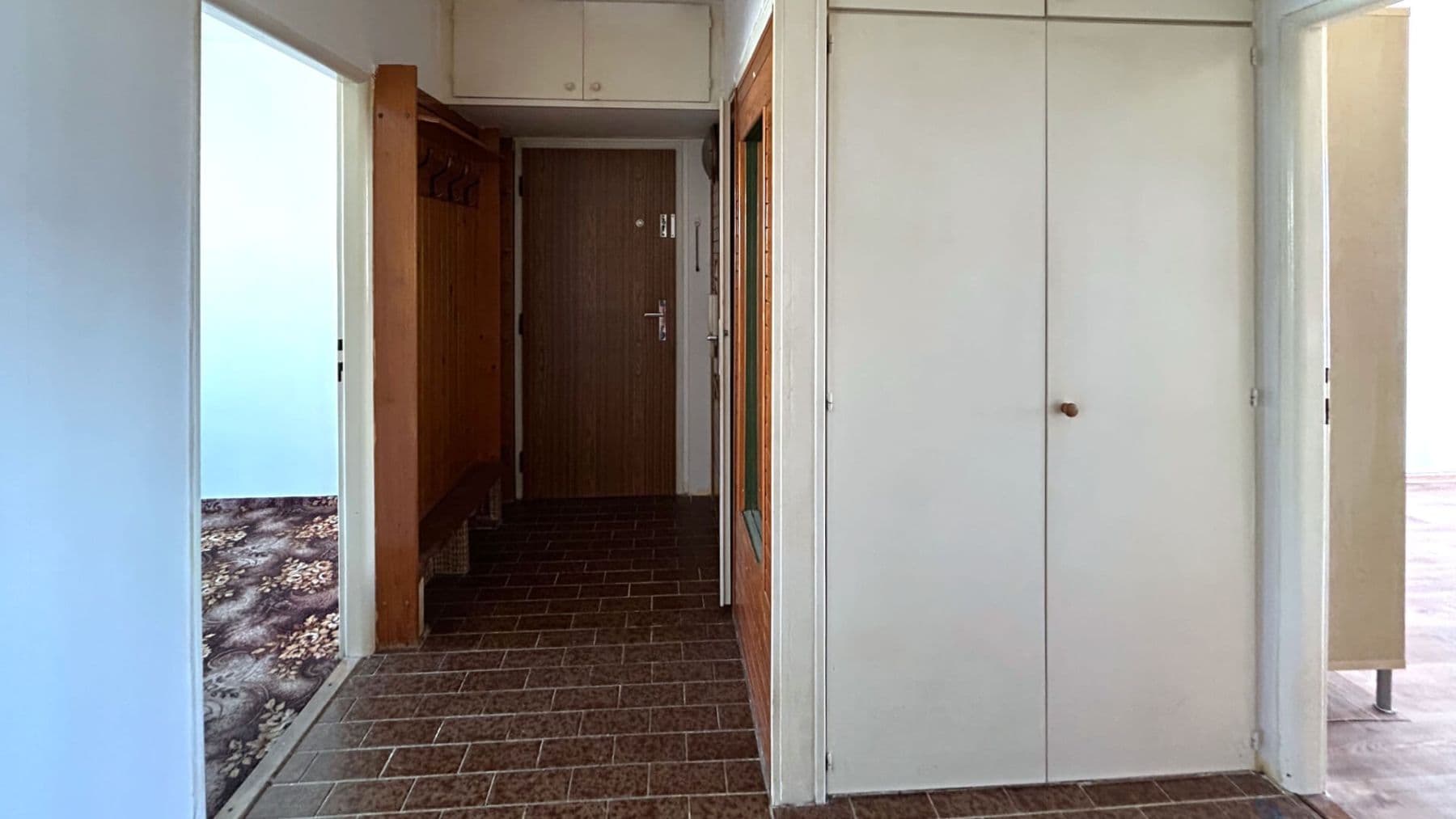 Predaj bytu 3-izbový 71 m², Zdiměřická, Praha, Praha Predaj bytu 3-izbový 71 m², Zdiměřická, Praha, Praha