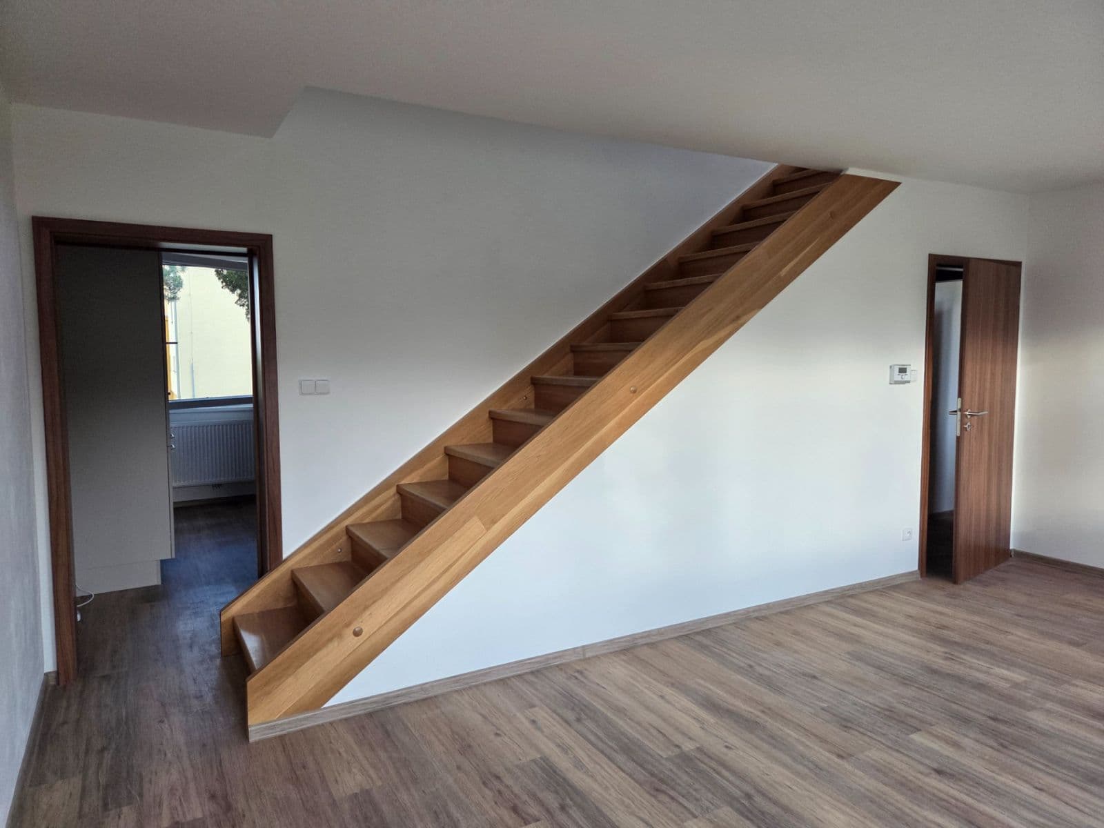 Prenájom domu 105 m², pozemek 1.002 m², Na Terase, Zlatníky-Hodkovice, Středočeský kraj Prenájom domu 105 m², pozemek 1.002 m², Na Terase, Zlatníky-Hodkovice, Středočeský kraj