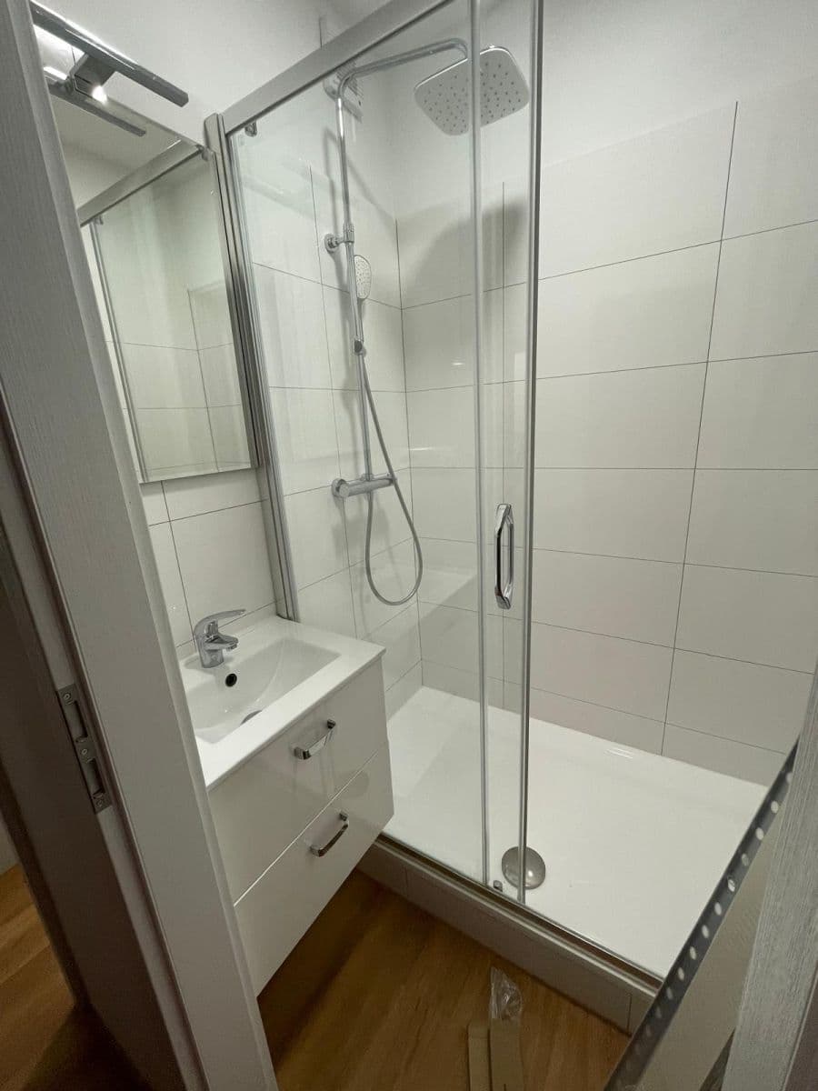 Prenájom bytu 2-izbový 58 m², Antala Staška, Praha, Praha Prenájom bytu 2-izbový 58 m², Antala Staška, Praha, Praha