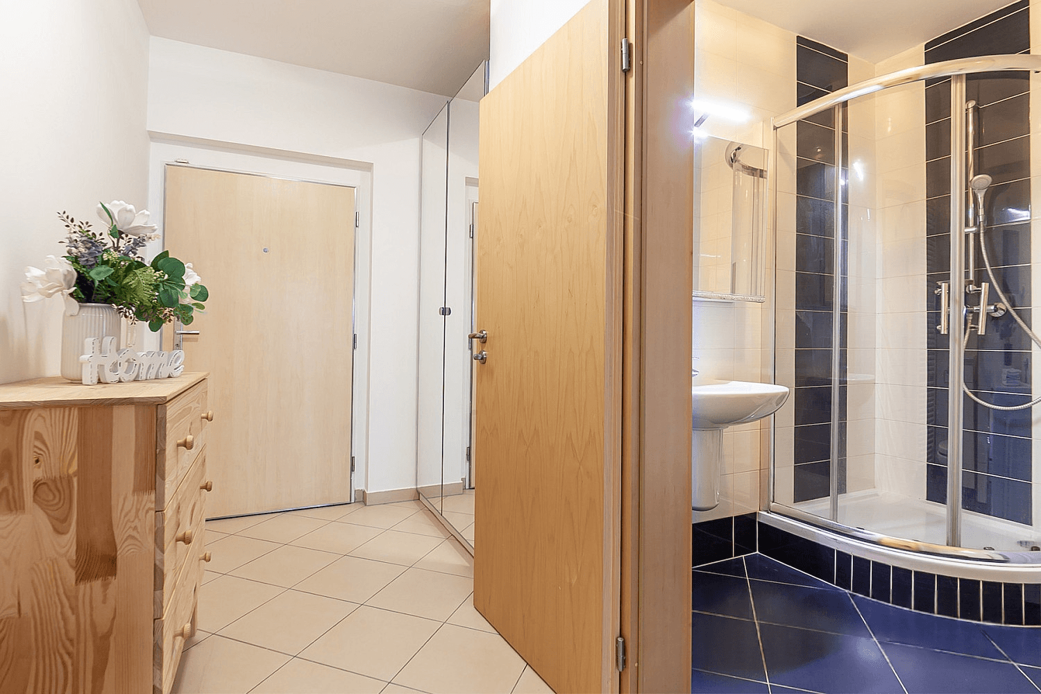 Prenájom bytu 1-izbový 34 m², Sazovická, Praha, Praha Prenájom bytu 1-izbový 34 m², Sazovická, Praha, Praha