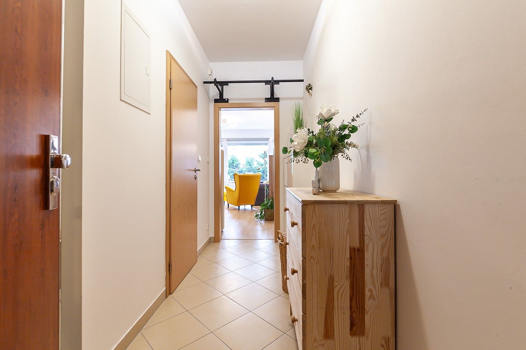 Prenájom bytu 1-izbový 34 m², Sazovická, Praha, Praha Prenájom bytu 1-izbový 34 m², Sazovická, Praha, Praha
