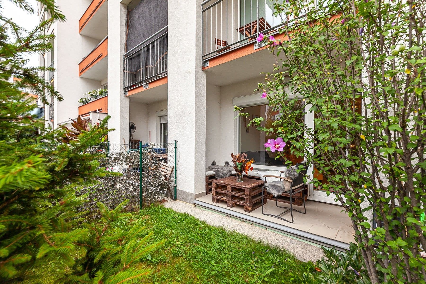 Prenájom bytu 1-izbový 34 m², Sazovická, Praha, Praha Prenájom bytu 1-izbový 34 m², Sazovická, Praha, Praha
