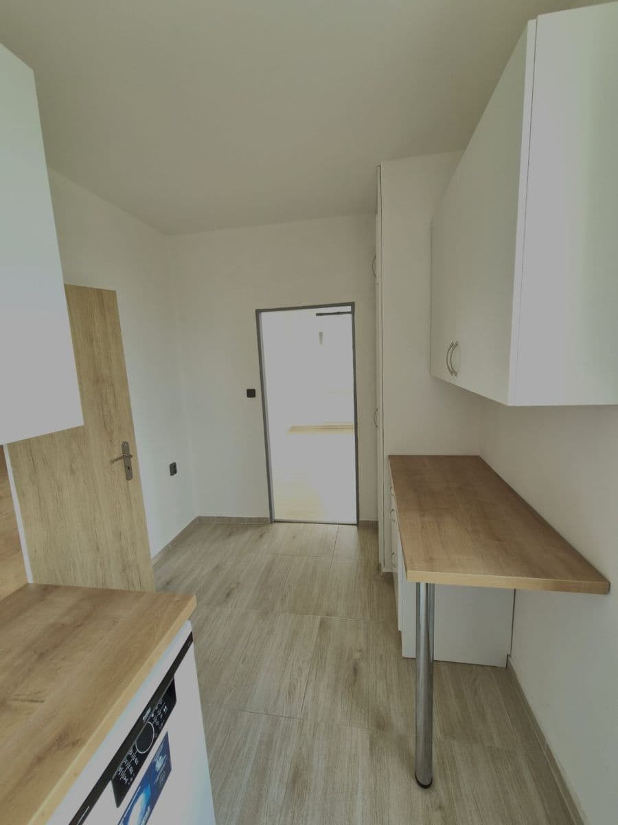 Prenájom bytu 2-izbový 48 m², Sokolská, Chlumec nad Cidlinou, Královéhradecký kraj Prenájom bytu 2-izbový 48 m², Sokolská, Chlumec nad Cidlinou, Královéhradecký kraj