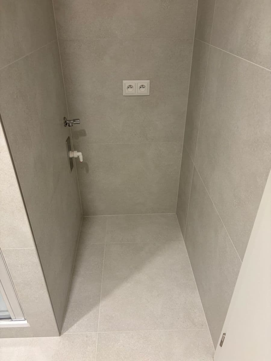 Prenájom bytu 1-izbový 40 m², Klapálkova, Praha, Praha Prenájom bytu 1-izbový 40 m², Klapálkova, Praha, Praha