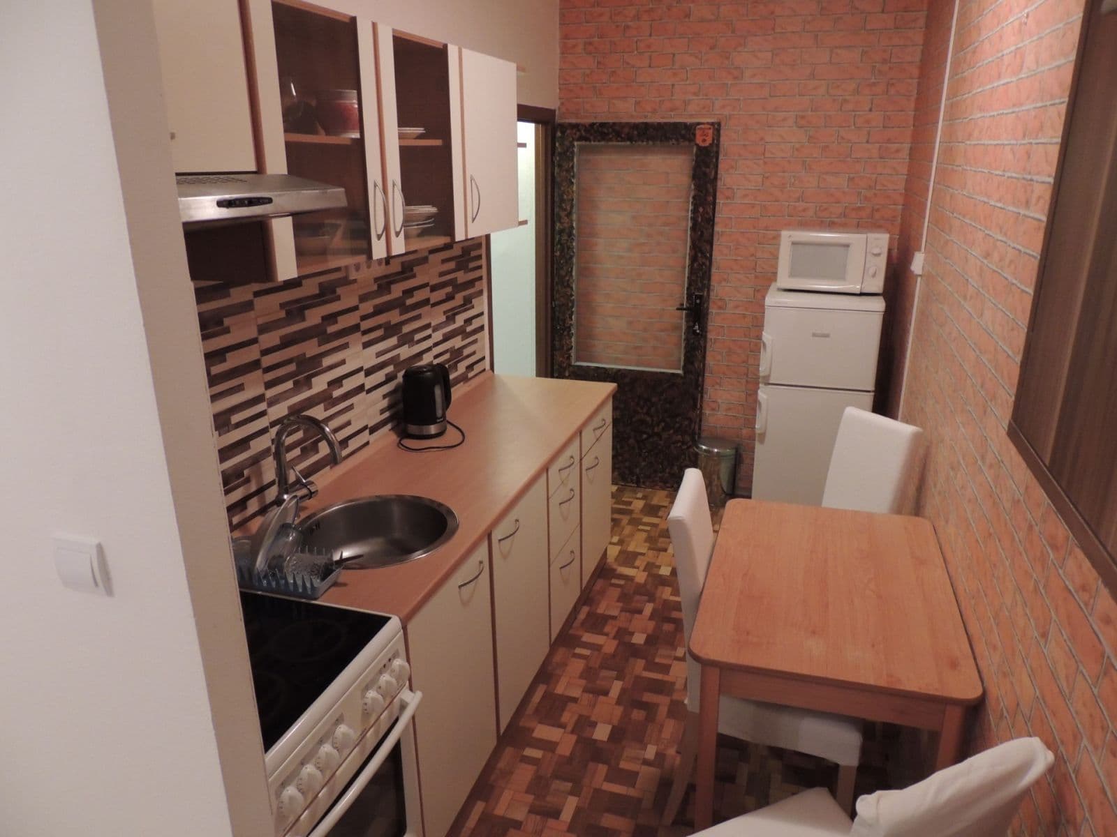 Prenájom bytu 1-izbový 28 m², Vlnařská, Liberec, Liberecký kraj Prenájom bytu 1-izbový 28 m², Vlnařská, Liberec, Liberecký kraj