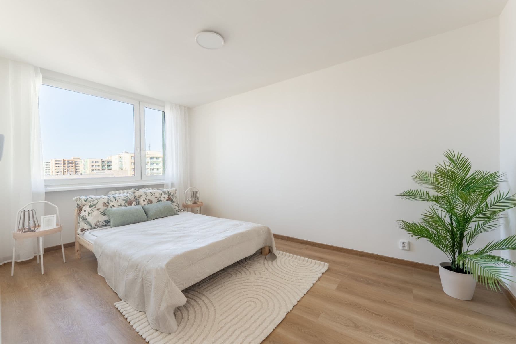 Predaj bytu 3-izbový 71 m², Lešenská, Praha, Praha Predaj bytu 3-izbový 71 m², Lešenská, Praha, Praha