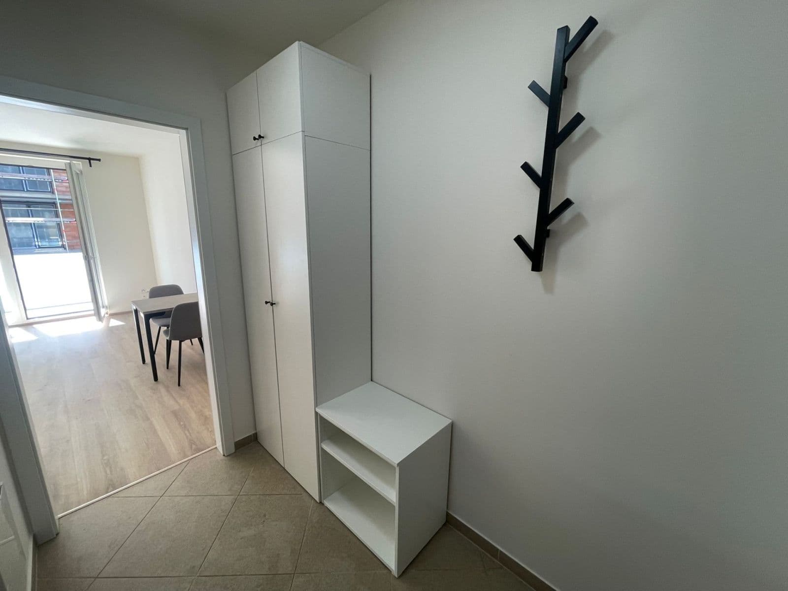 Prenájom bytu 1-izbový 33 m², Čakovická, Praha, Praha Prenájom bytu 1-izbový 33 m², Čakovická, Praha, Praha