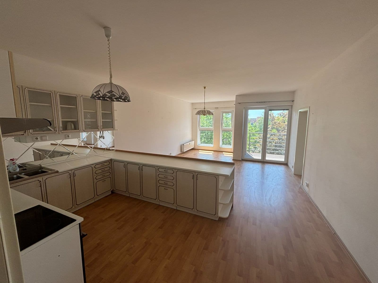 Predaj bytu 3-izbový 101 m², Osvoboditelů, Lovosice, Ústecký kraj Predaj bytu 3-izbový 101 m², Osvoboditelů, Lovosice, Ústecký kraj