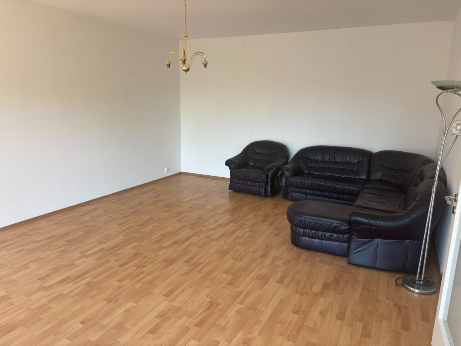 Predaj bytu 3-izbový 101 m², Osvoboditelů, Lovosice, Ústecký kraj Predaj bytu 3-izbový 101 m², Osvoboditelů, Lovosice, Ústecký kraj
