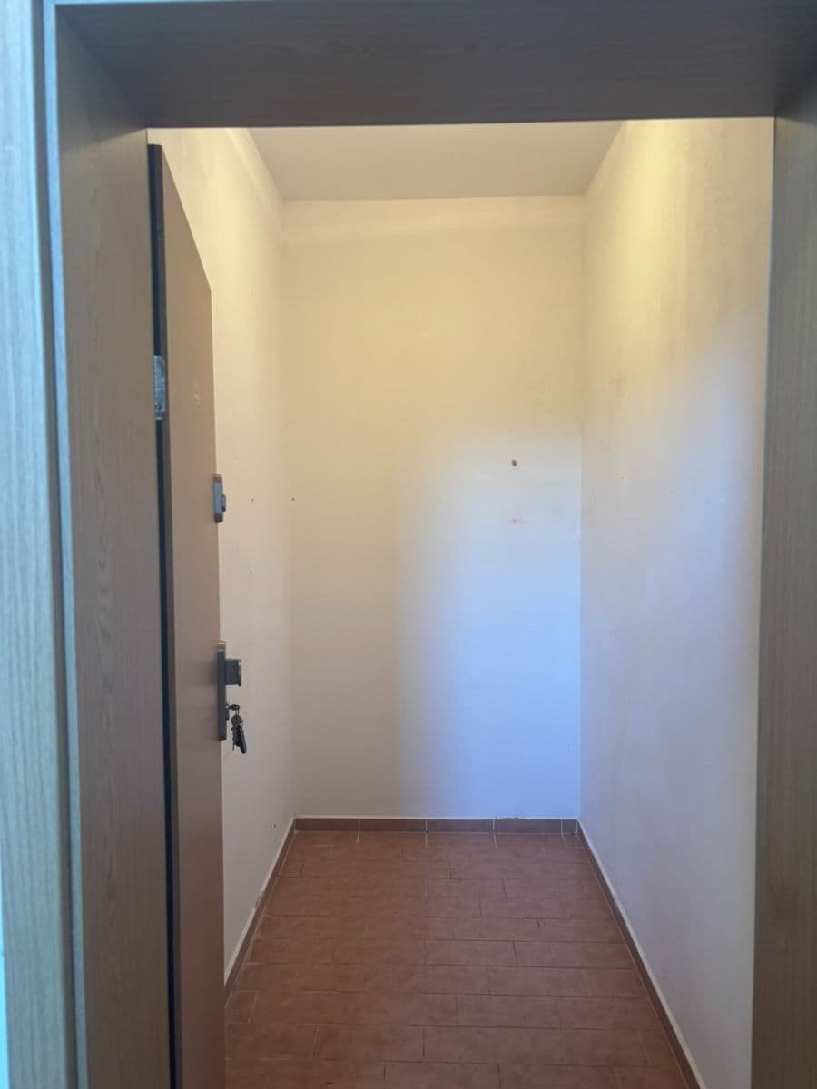 Predaj bytu 3-izbový 101 m², Osvoboditelů, Lovosice, Ústecký kraj Predaj bytu 3-izbový 101 m², Osvoboditelů, Lovosice, Ústecký kraj