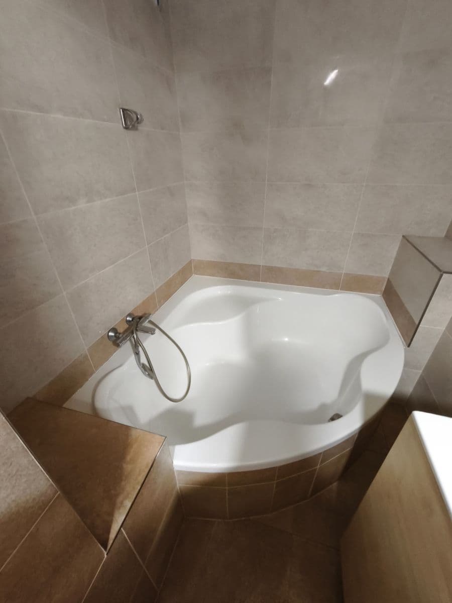 Prenájom bytu 3-izbový 76 m², Kachlíkova, Brno, Jihomoravský kraj Prenájom bytu 3-izbový 76 m², Kachlíkova, Brno, Jihomoravský kraj