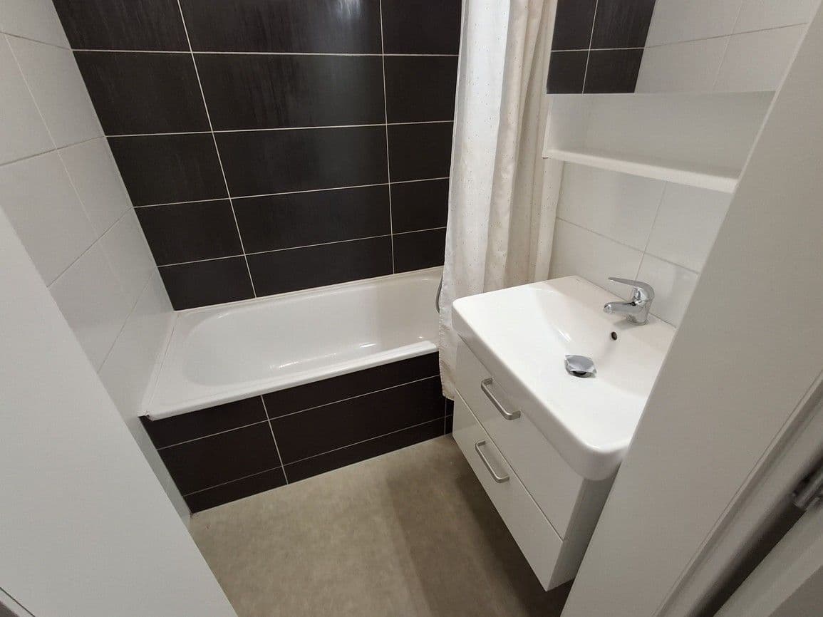 Prenájom bytu 2-izbový 56 m², Pastýřská, Cheb, Karlovarský kraj Prenájom bytu 2-izbový 56 m², Pastýřská, Cheb, Karlovarský kraj