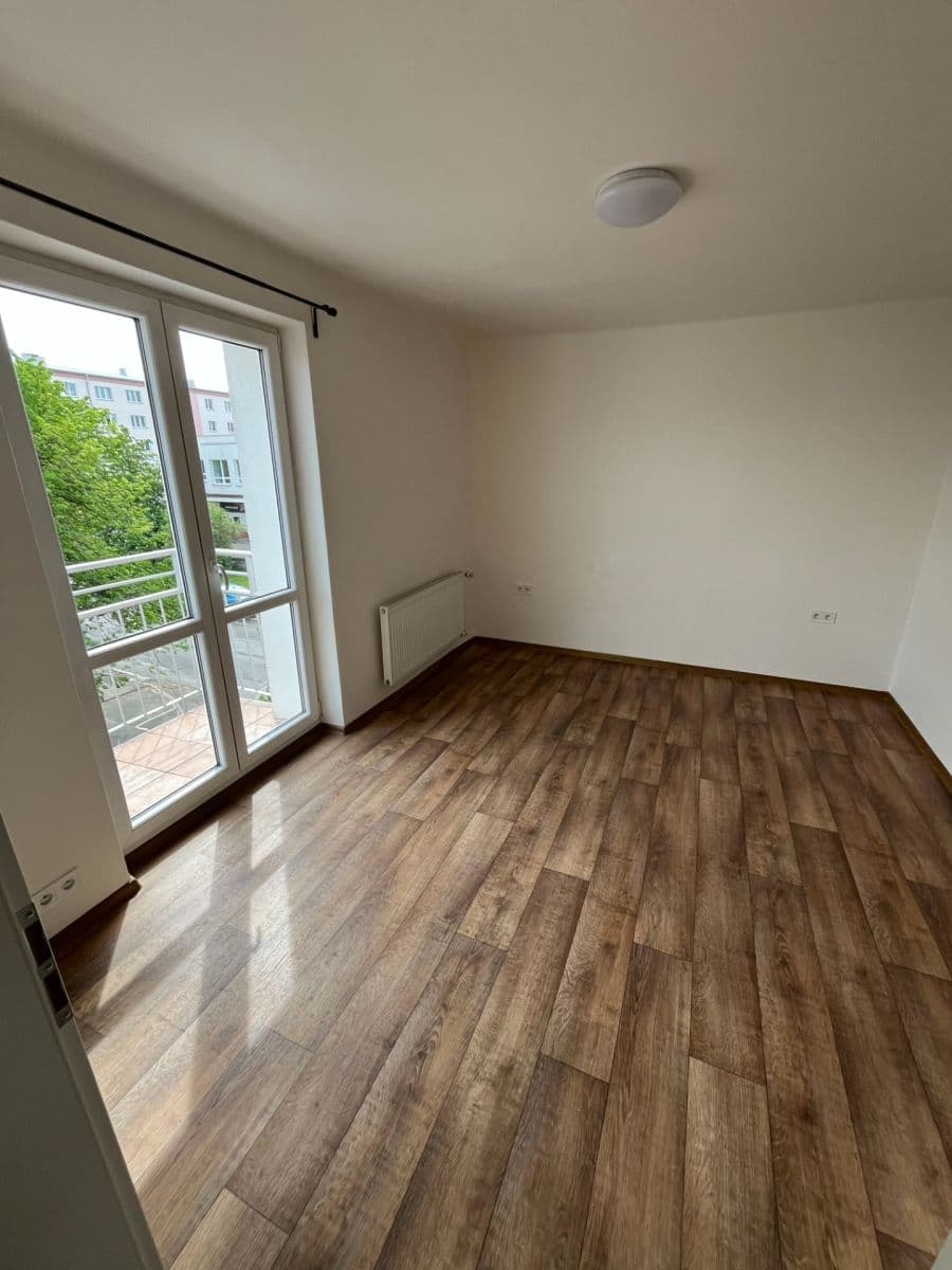 Prenájom bytu 2-izbový 56 m², Pastýřská, Cheb, Karlovarský kraj Prenájom bytu 2-izbový 56 m², Pastýřská, Cheb, Karlovarský kraj