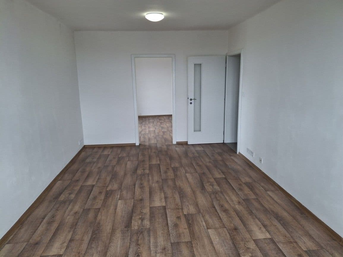 Prenájom bytu 2-izbový 56 m², Pastýřská, Cheb, Karlovarský kraj Prenájom bytu 2-izbový 56 m², Pastýřská, Cheb, Karlovarský kraj