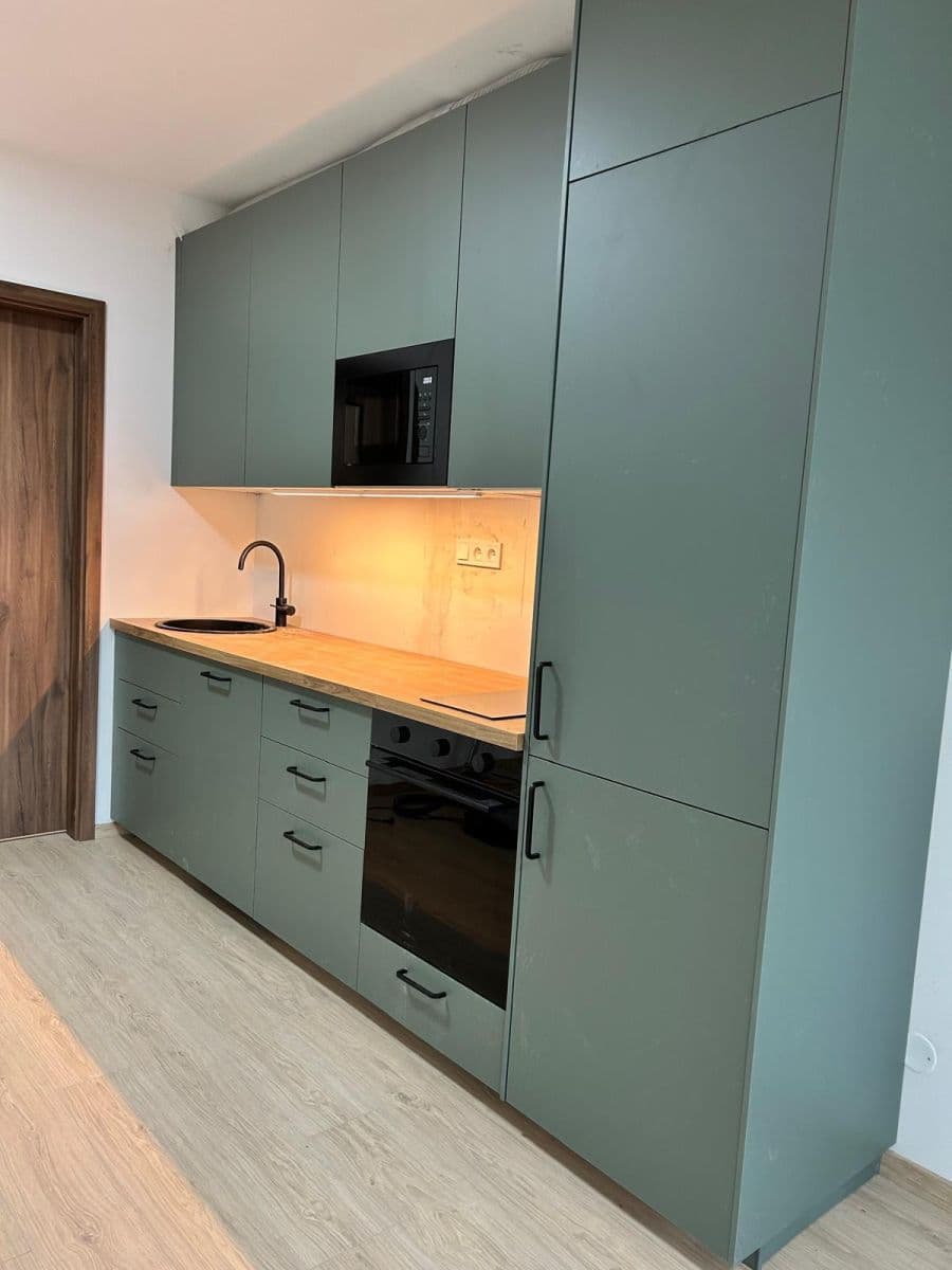 Prenájom bytu 1-izbový 32 m², Jáchymovská, Praha, Praha Prenájom bytu 1-izbový 32 m², Jáchymovská, Praha, Praha