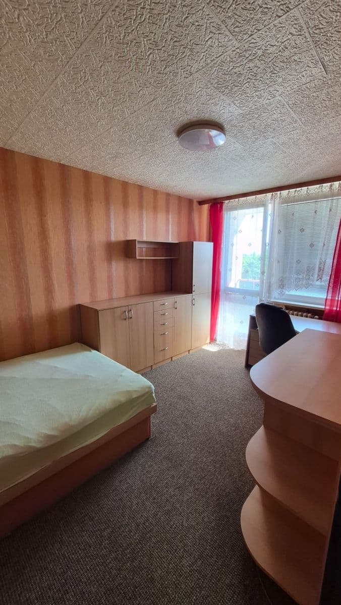 Prenájom bytu 3-izbový 63 m², Loučimská, Praha, Praha Prenájom bytu 3-izbový 63 m², Loučimská, Praha, Praha