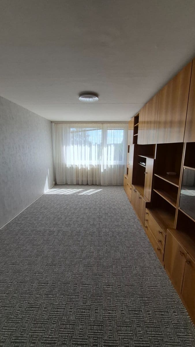 Prenájom bytu 3-izbový 63 m², Loučimská, Praha, Praha Prenájom bytu 3-izbový 63 m², Loučimská, Praha, Praha