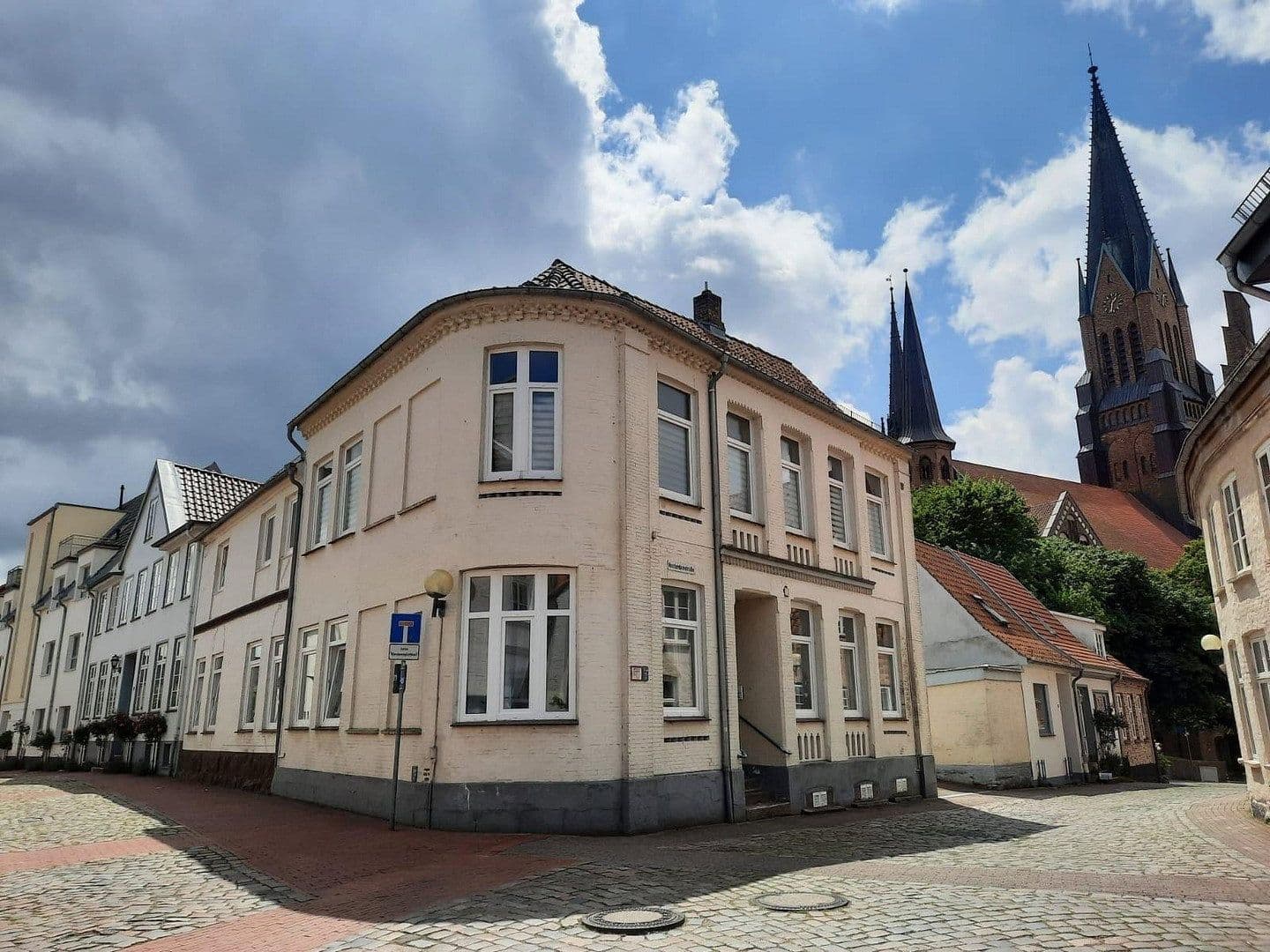 Prenájom bytu 3-izbový 65 m², Norderdomstr. 1, Schleswig, Šlezvicko-Holštajnsko Prenájom bytu 3-izbový 65 m², Norderdomstr. 1, Schleswig, Šlezvicko-Holštajnsko