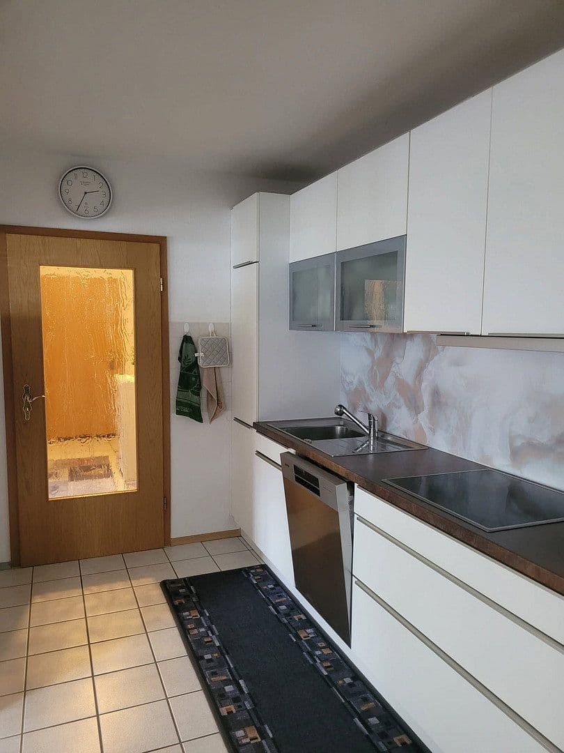 Predaj bytu 3-izbový 77 m², Wiesgasse 70, Ichenhausen, Bavorsko Predaj bytu 3-izbový 77 m², Wiesgasse 70, Ichenhausen, Bavorsko