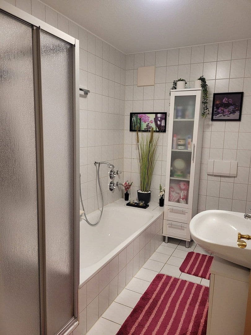 Predaj bytu 3-izbový 77 m², Wiesgasse 70, Ichenhausen, Bavorsko Predaj bytu 3-izbový 77 m², Wiesgasse 70, Ichenhausen, Bavorsko