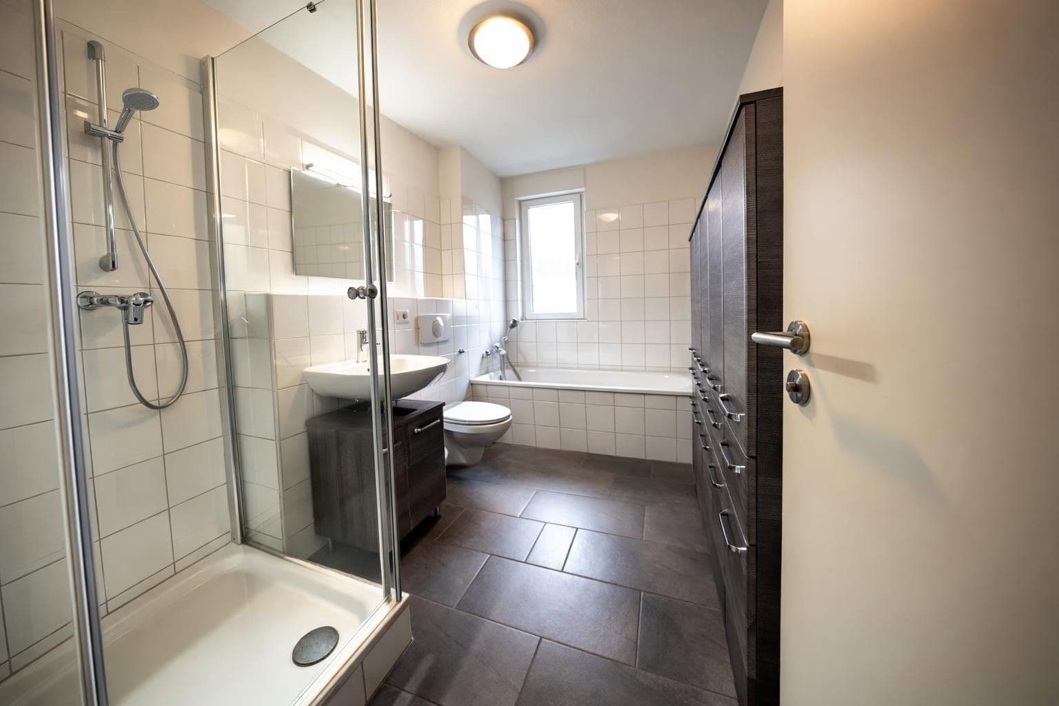 Predaj domu 119 m², pozemek 216 m², Helmut-Braun-Ring 2C, Rülzheim, Porýnie-Falcko Predaj domu 119 m², pozemek 216 m², Helmut-Braun-Ring 2C, Rülzheim, Porýnie-Falcko