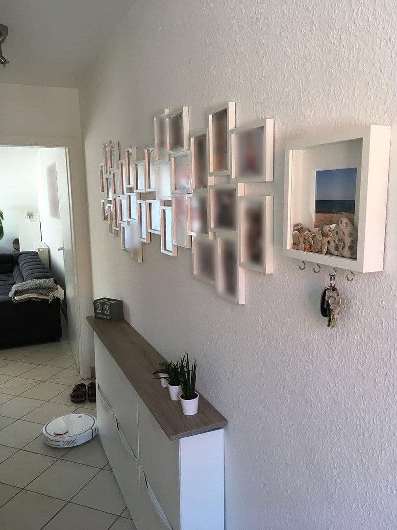 Prenájom bytu 3-izbový 84 m², Leinfelden-Echterdingen, Bádensko-Wurttembersko Prenájom bytu 3-izbový 84 m², Leinfelden-Echterdingen, Bádensko-Wurttembersko