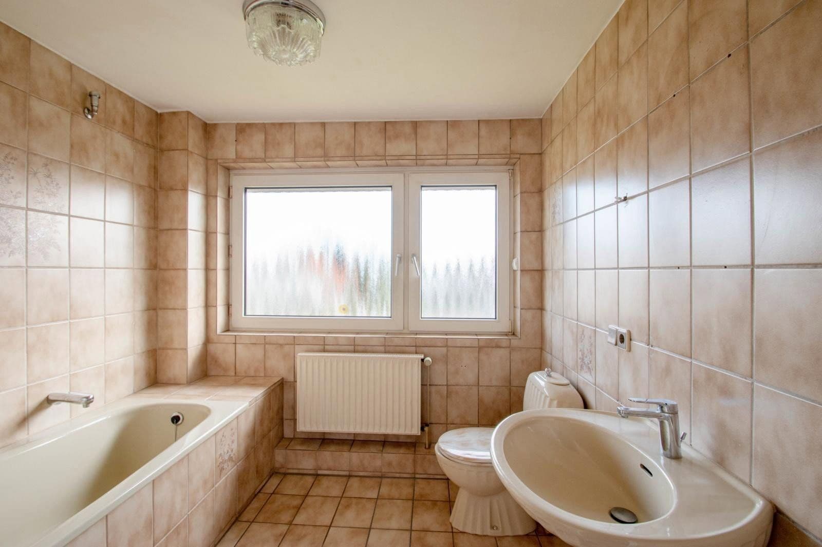 Predaj domu 133 m², pozemek 788 m², Ströhenweg 35, Delmenhorst, Dolné Sasko Predaj domu 133 m², pozemek 788 m², Ströhenweg 35, Delmenhorst, Dolné Sasko