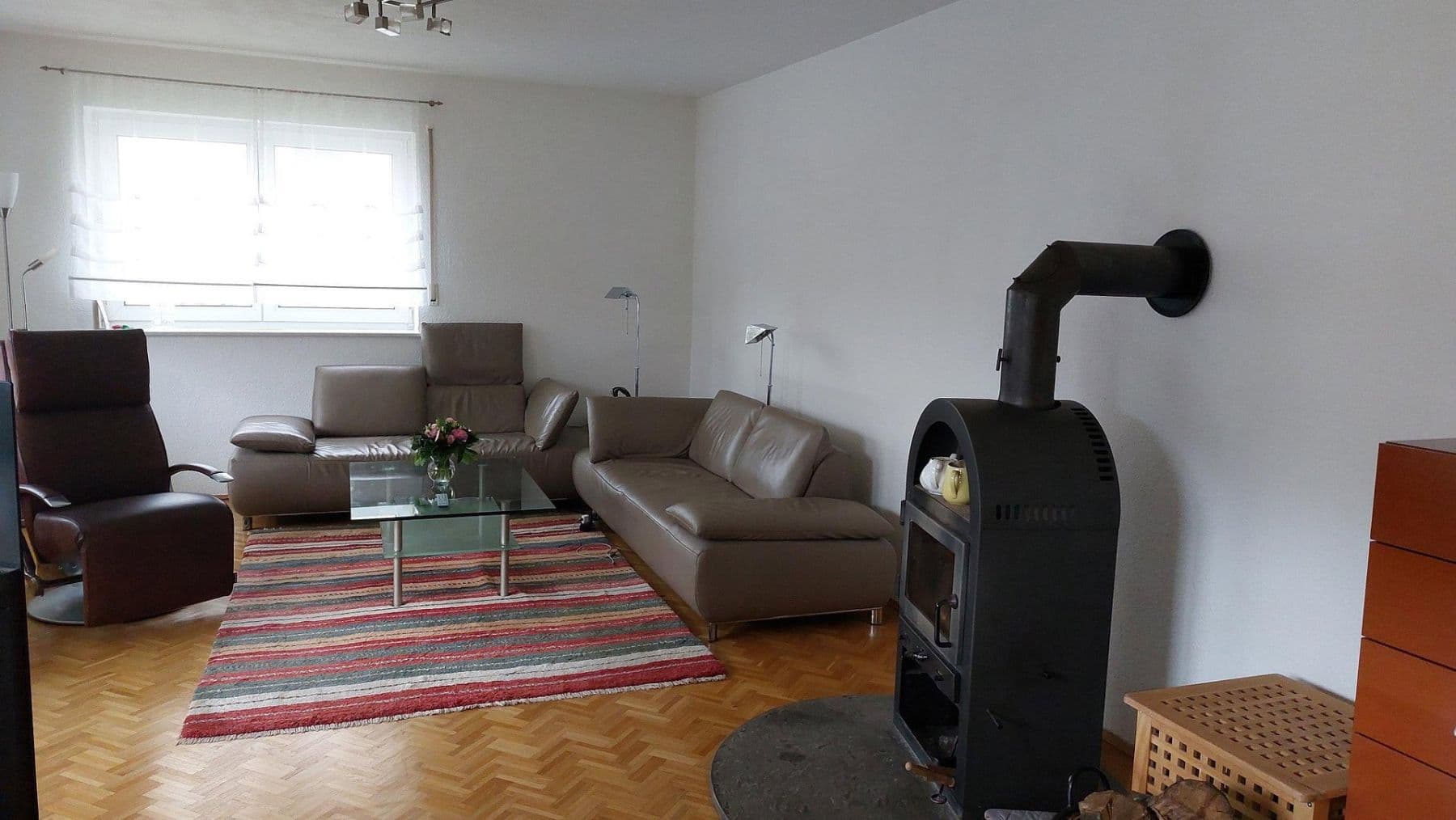 Prenájom domu 206 m², pozemek 500 m², Bad Kissingen, Bavorsko Prenájom domu 206 m², pozemek 500 m², Bad Kissingen, Bavorsko