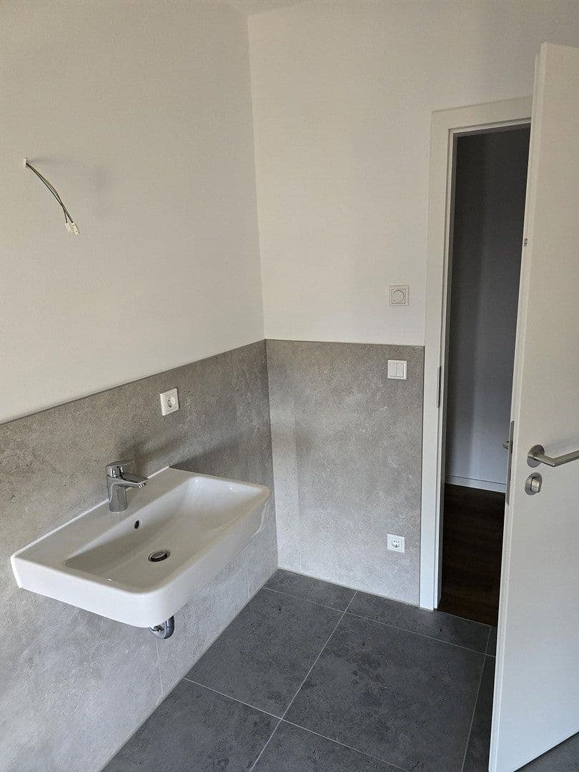 Predaj domu 2.703 m², pozemek 3.226 m², Waren (Müritz), Meklenbursko-Predpomoransko Predaj domu 2.703 m², pozemek 3.226 m², Waren (Müritz), Meklenbursko-Predpomoransko
