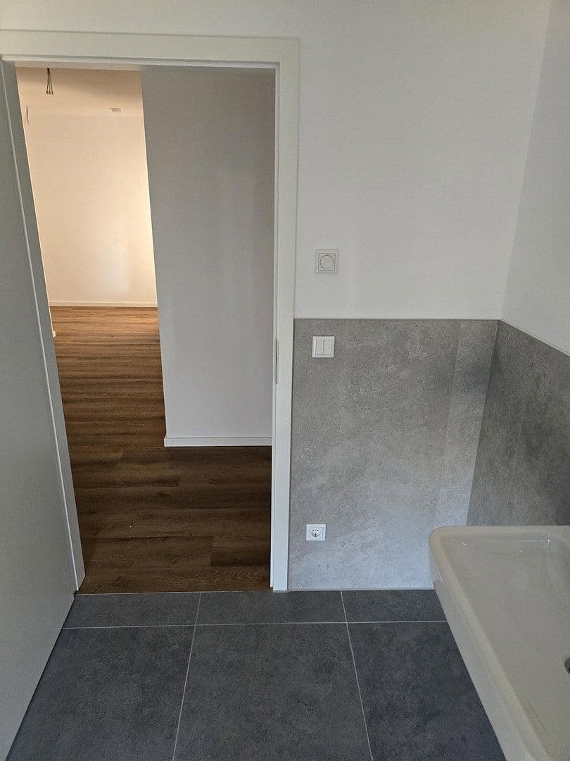Predaj domu 2.703 m², pozemek 3.226 m², Waren (Müritz), Meklenbursko-Predpomoransko Predaj domu 2.703 m², pozemek 3.226 m², Waren (Müritz), Meklenbursko-Predpomoransko