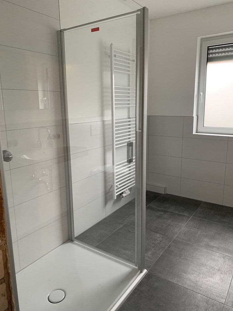 Prenájom bytu 2-izbový 82 m², Delpstr. Nähe Dedingerheide See, Bad Lippspringe, Severné Porýnie - Westfálsko Prenájom bytu 2-izbový 82 m², Delpstr. Nähe Dedingerheide See, Bad Lippspringe, Severné Porýnie - Westfálsko