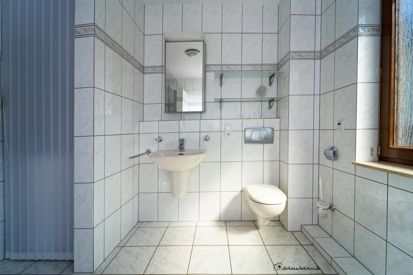 Prenájom domu 119 m², pozemek 288 m², Ratingen, Severné Porýnie - Westfálsko Prenájom domu 119 m², pozemek 288 m², Ratingen, Severné Porýnie - Westfálsko