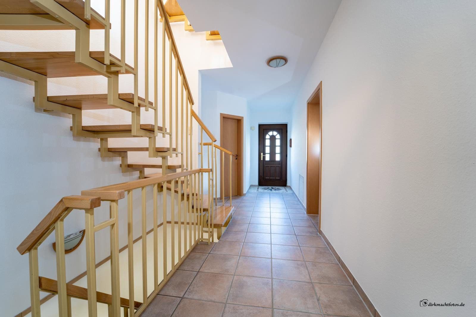 Prenájom domu 119 m², pozemek 288 m², Ratingen, Severné Porýnie - Westfálsko Prenájom domu 119 m², pozemek 288 m², Ratingen, Severné Porýnie - Westfálsko
