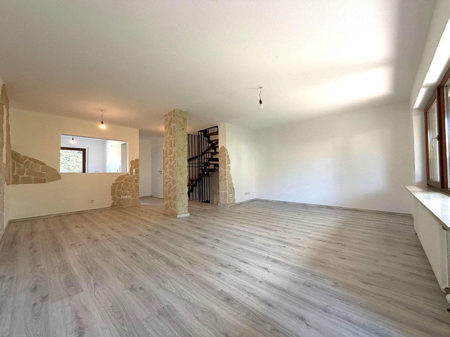 Prenájom domu 131 m², pozemek 203 m², Salzachweg 30, Maulbronn, Bádensko-Wurttembersko Prenájom domu 131 m², pozemek 203 m², Salzachweg 30, Maulbronn, Bádensko-Wurttembersko