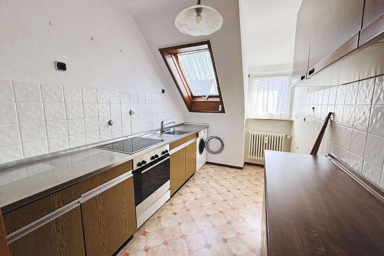 Prenájom bytu 2-izbový 71 m², Burckhardtstr. 7, Stuttgart, Bádensko-Wurttembersko Prenájom bytu 2-izbový 71 m², Burckhardtstr. 7, Stuttgart, Bádensko-Wurttembersko