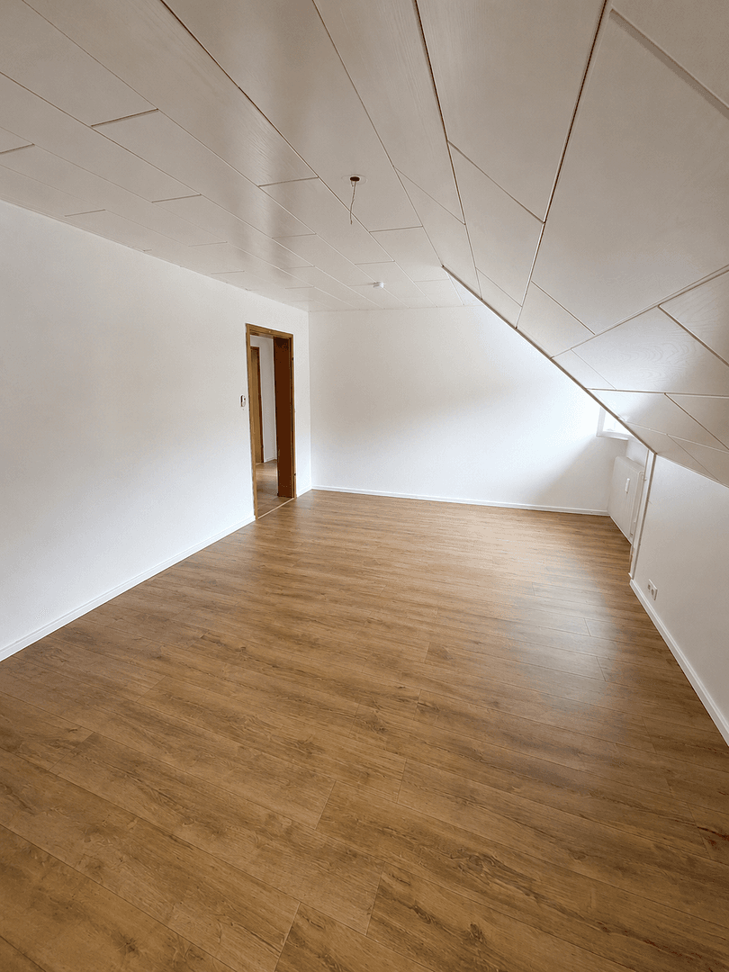 Prenájom bytu 2-izbový 71 m², Burckhardtstr. 7, Stuttgart, Bádensko-Wurttembersko Prenájom bytu 2-izbový 71 m², Burckhardtstr. 7, Stuttgart, Bádensko-Wurttembersko