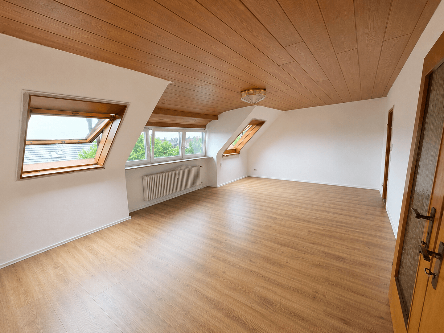 Prenájom bytu 2-izbový 71 m², Burckhardtstr. 7, Stuttgart, Bádensko-Wurttembersko Prenájom bytu 2-izbový 71 m², Burckhardtstr. 7, Stuttgart, Bádensko-Wurttembersko