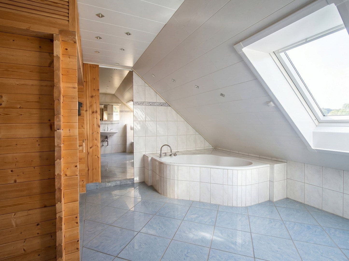 Predaj domu 92 m², pozemek 743 m², Masteweg 9, Iserlohn, Severné Porýnie - Westfálsko Predaj domu 92 m², pozemek 743 m², Masteweg 9, Iserlohn, Severné Porýnie - Westfálsko