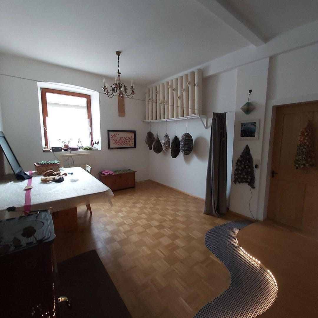 Predaj domu 220 m², pozemek 909 m², Schulstraße 2, Schliengen, Bádensko-Wurttembersko Predaj domu 220 m², pozemek 909 m², Schulstraße 2, Schliengen, Bádensko-Wurttembersko