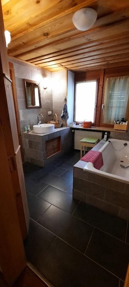 Predaj domu 220 m², pozemek 909 m², Schulstraße 2, Schliengen, Bádensko-Wurttembersko Predaj domu 220 m², pozemek 909 m², Schulstraße 2, Schliengen, Bádensko-Wurttembersko