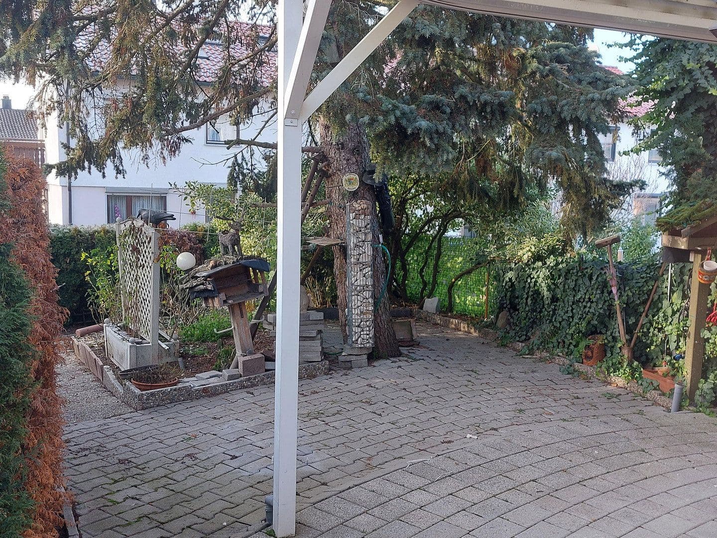 Prenájom bytu 4-izbový 90 m², Neckarsulm, Bádensko-Wurttembersko Prenájom bytu 4-izbový 90 m², Neckarsulm, Bádensko-Wurttembersko