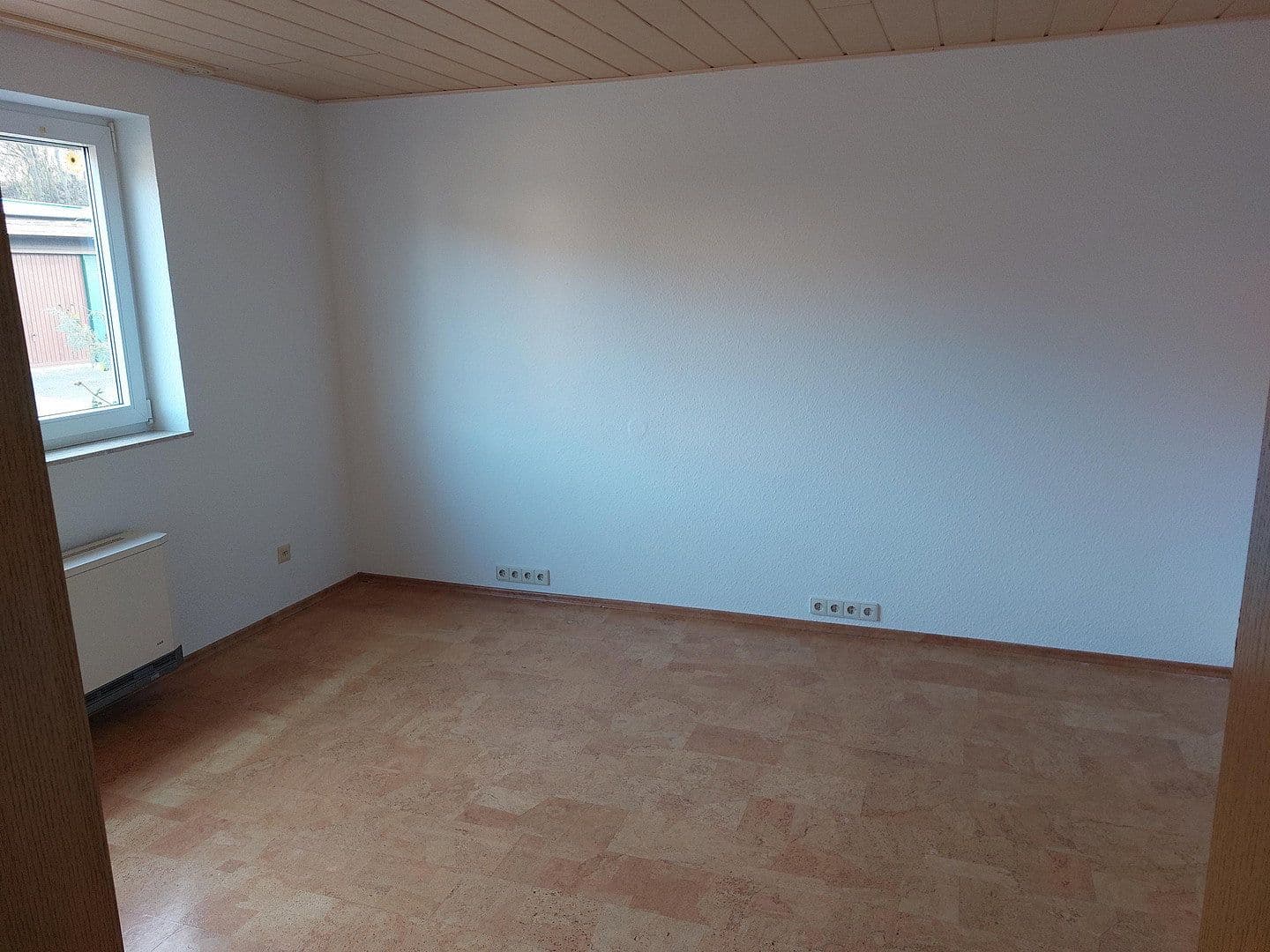 Prenájom bytu 4-izbový 90 m², Neckarsulm, Bádensko-Wurttembersko Prenájom bytu 4-izbový 90 m², Neckarsulm, Bádensko-Wurttembersko