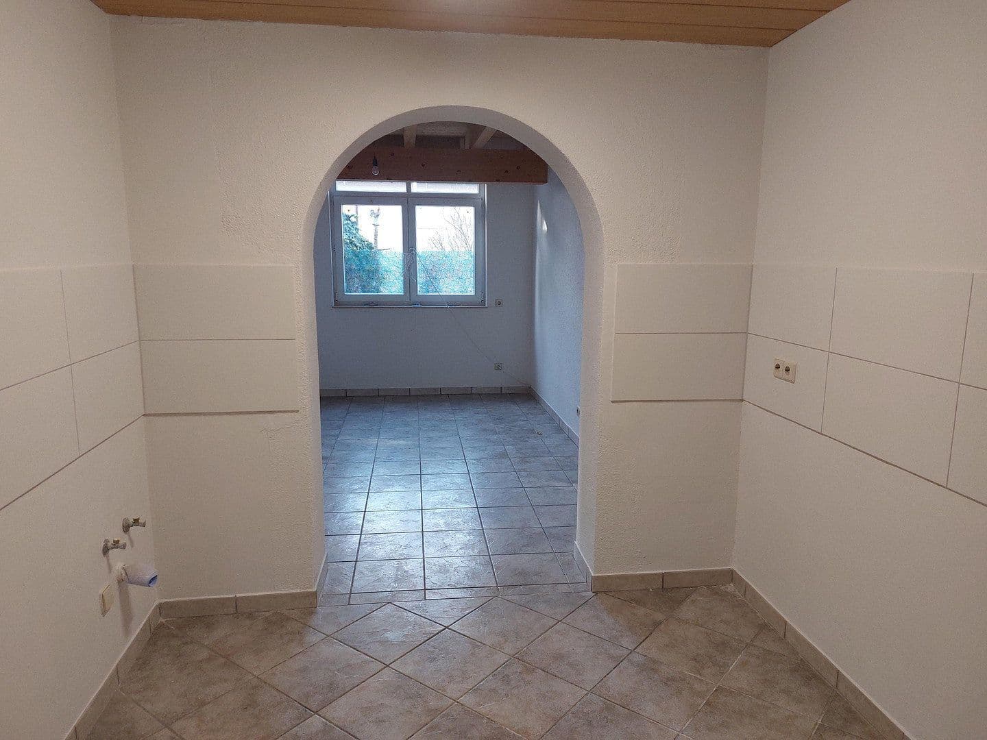 Prenájom bytu 4-izbový 90 m², Neckarsulm, Bádensko-Wurttembersko Prenájom bytu 4-izbový 90 m², Neckarsulm, Bádensko-Wurttembersko