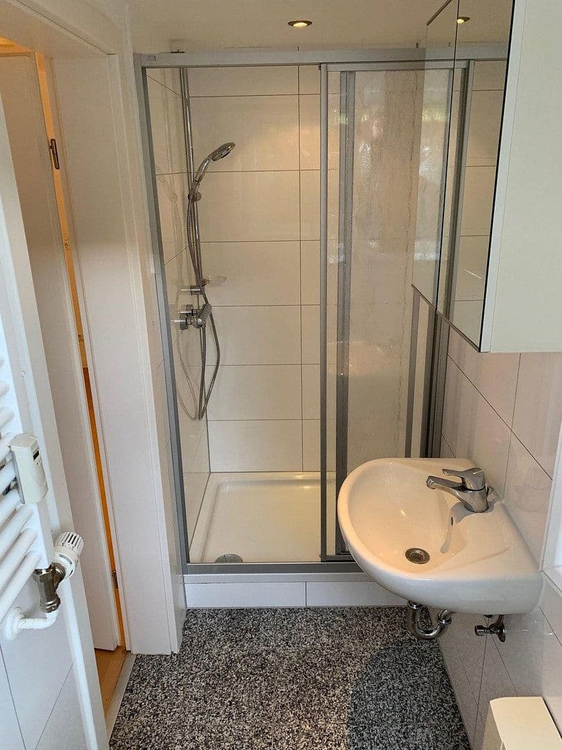 Prenájom bytu 1-izbový 30 m², Mainz, Porýnie-Falcko Prenájom bytu 1-izbový 30 m², Mainz, Porýnie-Falcko