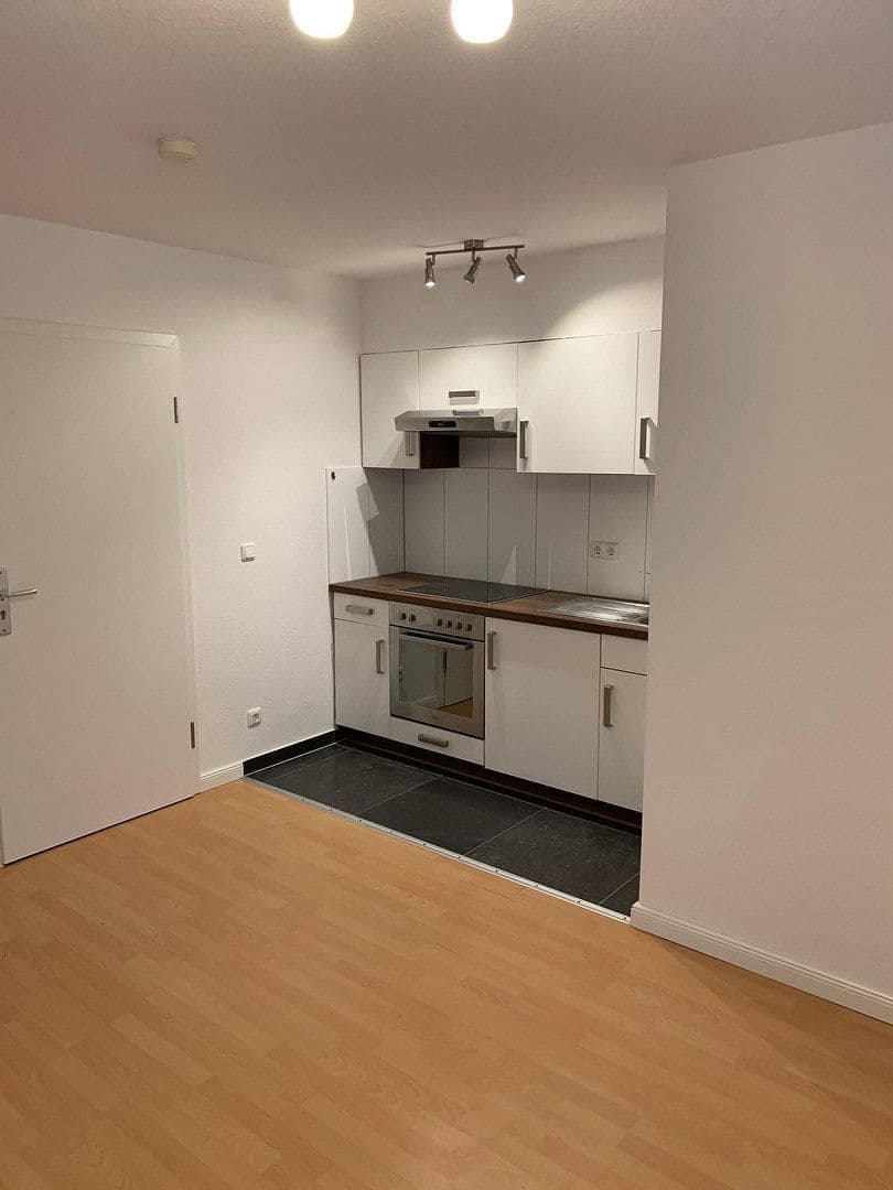 Prenájom bytu 1-izbový 30 m², Mainz, Porýnie-Falcko Prenájom bytu 1-izbový 30 m², Mainz, Porýnie-Falcko