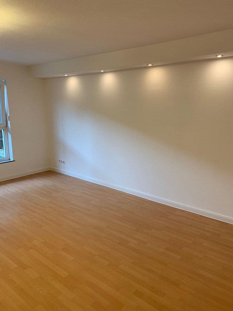 Prenájom bytu 1-izbový 30 m², Mainz, Porýnie-Falcko Prenájom bytu 1-izbový 30 m², Mainz, Porýnie-Falcko