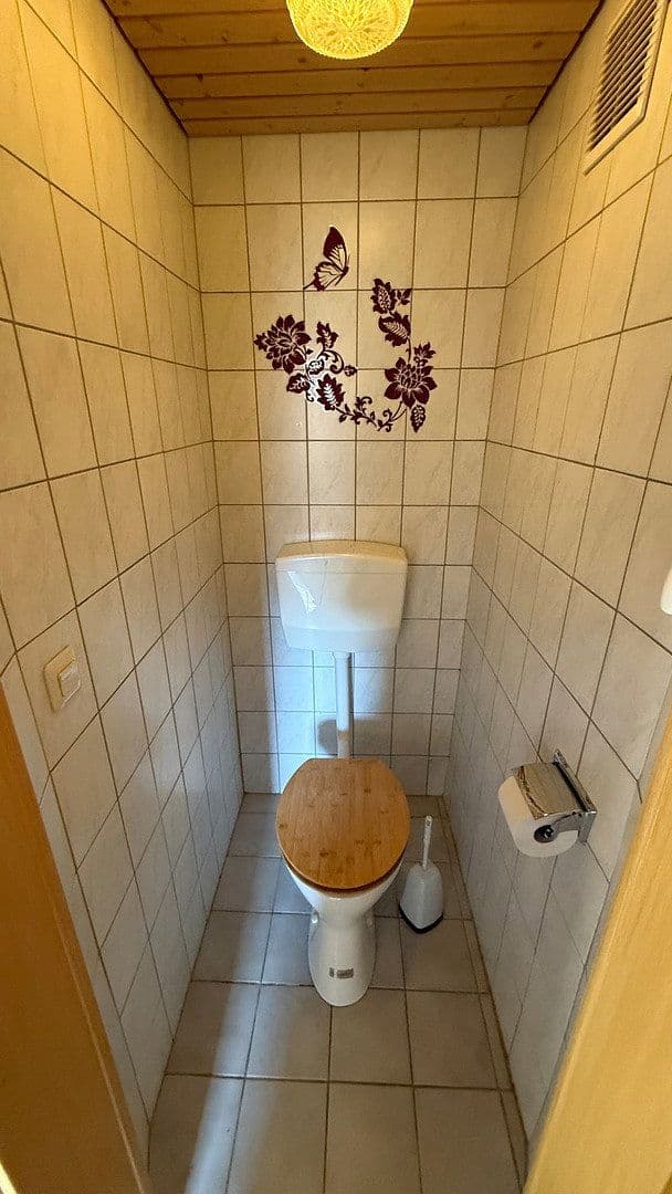 Predaj domu 185 m², pozemek 311 m², Hukelturenstraße 38, Albstadt, Bádensko-Wurttembersko Predaj domu 185 m², pozemek 311 m², Hukelturenstraße 38, Albstadt, Bádensko-Wurttembersko