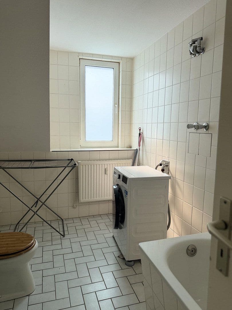 Prenájom bytu 3-izbový 50 m², Berlinerstraße 4, Brieselang, Brandenbursko Prenájom bytu 3-izbový 50 m², Berlinerstraße 4, Brieselang, Brandenbursko